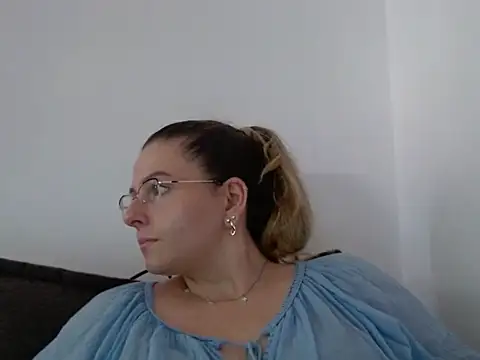 BritneySensual – live chatrum