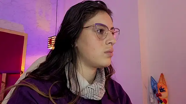 غرفة دردشة moon_winy المباشرة
