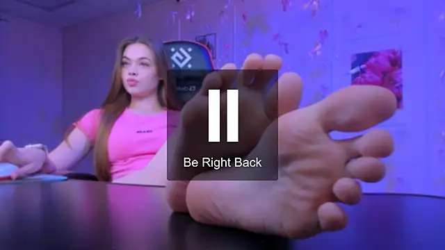 liora_wisp Live chatroom