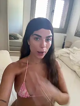 miaabelluccii Live Chatraum