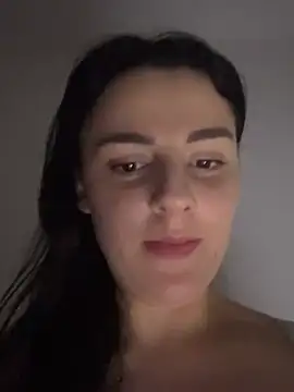 ema-emanuela Ruang Obrolan Langsung