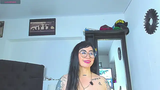 Vicky_hotmilf Live Chatraum