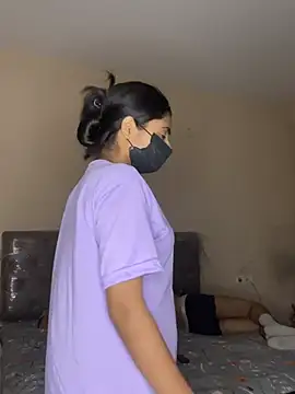 Živá chatovací místnost Lusty_cherry