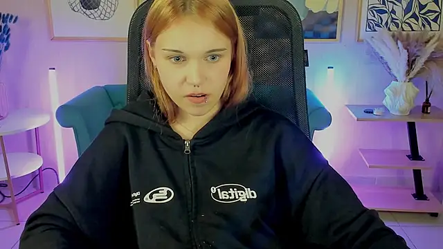 KayaFederico's Live Chat Room