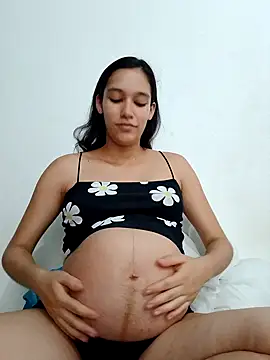 Phòng Chat Trực Tiếp RAMONA_and_ROGER