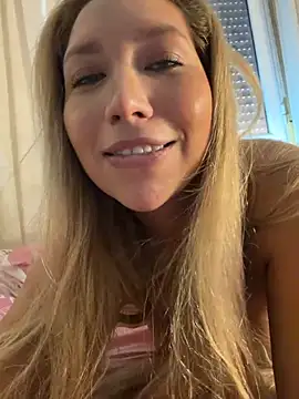 חדר צ'אט בשידור חי של Barbarita2626