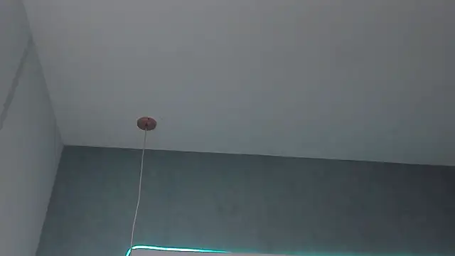 Sala de chat en directo de mia_gomez7