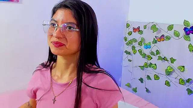 Sala de chat en directo de LindaCatalina_