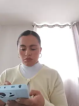 Pokój czatu na żywo – ALEJA__22