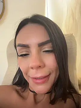 غرفة دردشة SofiParma المباشرة