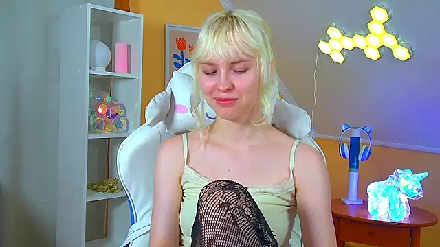 HannahHollis – live chatrum