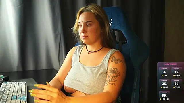 Sandra_SW_ – Naživo chatovacia miestnosť