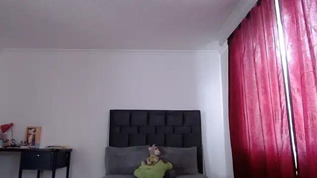 VALERY_MEER live-chat rom