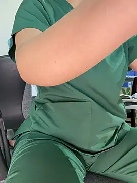 חדר צ'אט בשידור חי של Angela_my