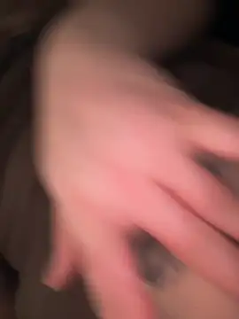 Emily_99のライブチャットルーム