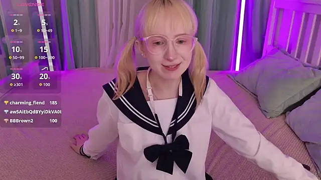 _Babyface_ Cameră chat live