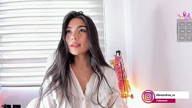 Phòng Chat Trực Tiếp Alexandra_ra
