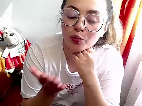 NenaJan élő chatszobája