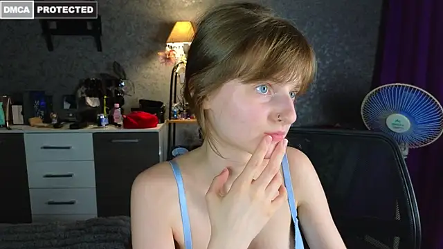 Miss_Alisa_ Live Chatrum