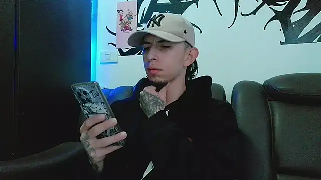 Chris__Jonesn Live chat-huone