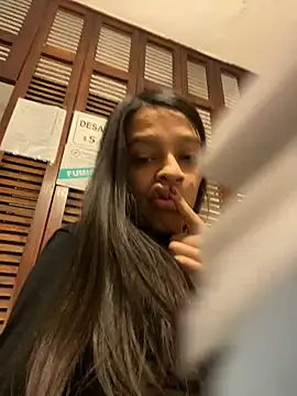 EverMore_ Live chatroom