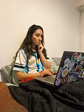 Bellamyrn Live chat-huone