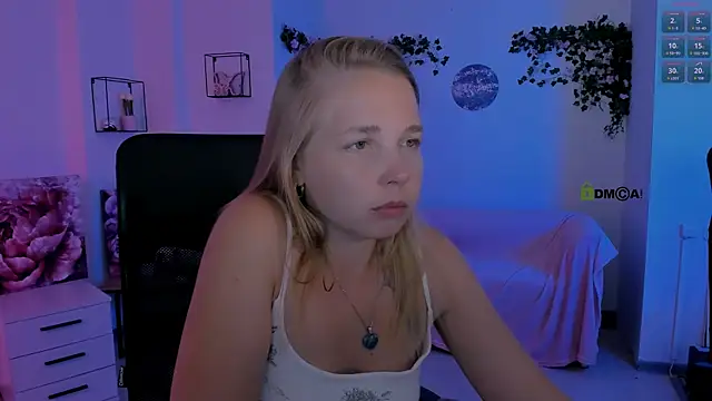 Chat soba uživo modela nikole_kitt