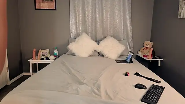 Hotbeebee Live Chatrum