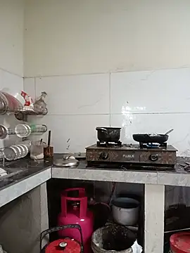 Seli- Ruang Obrolan Langsung
