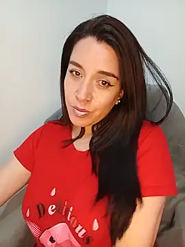 sexy_milf_1 Adlı Modelin Canlı Sohbet Odası