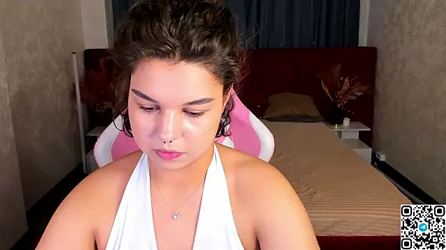 Jasmine_Burke: δωμάτιο απευθείας συνομιλίας