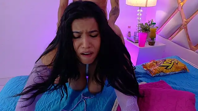 MeganAndJustin: δωμάτιο απευθείας συνομιλίας