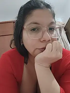 Phòng Chat Trực Tiếp Carliina_Soussa