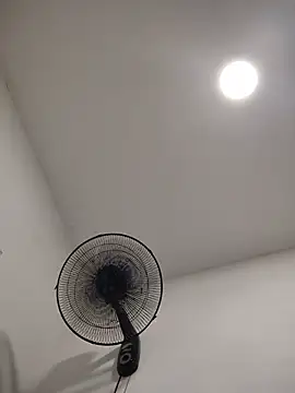 _Linda_88 লাইভ চ্যাট রুম