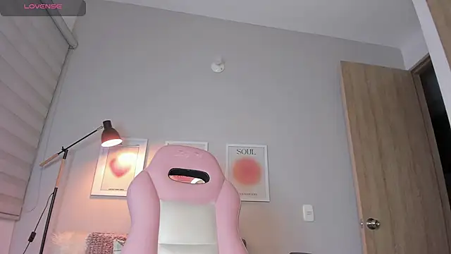 ashley_23_ লাইভ চ্যাট রুম