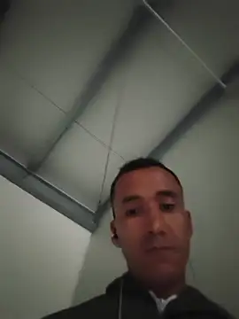 Peperoso777 – live sex-cam-show