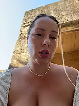 Mona_Plus Live Chatrum