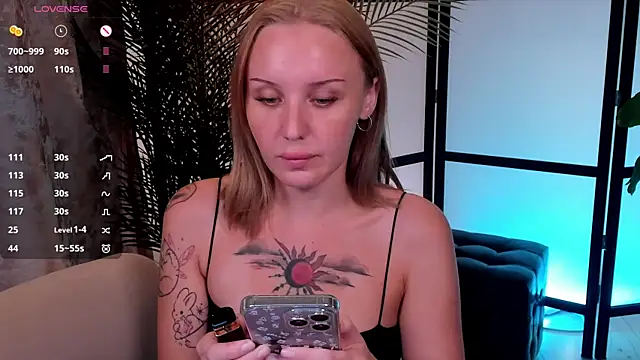 LianaFord чат на живо