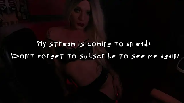 Živá chatovací místnost Kyllliee