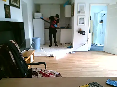 mihaimichael Adlı Modelin Canlı Sohbet Odası