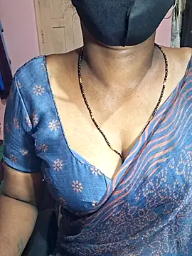 Divya_kannada Cameră chat live