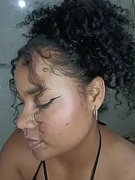 BrianaSweetxxx লাইভ চ্যাট রুম