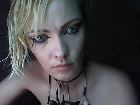 WildMissNiks Live Chatraum