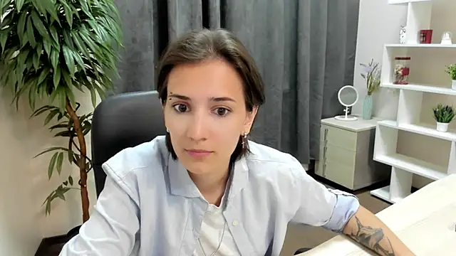 Онлайн чат MigdaliaSlama
