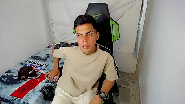 RyanFlirty Webcam show