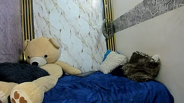 عرض كام boys_curlys