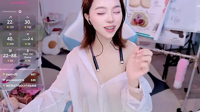 美女cosplay_LiLi在线直播