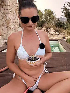 Samira-Summer Webcam Show