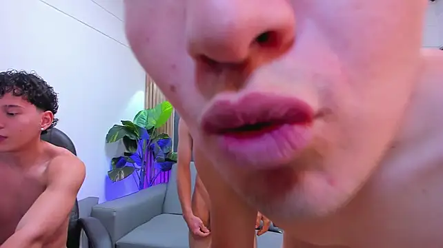 hotboys_wallen Webcam Show