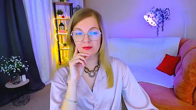 YourUniverser's Live XXX Chat